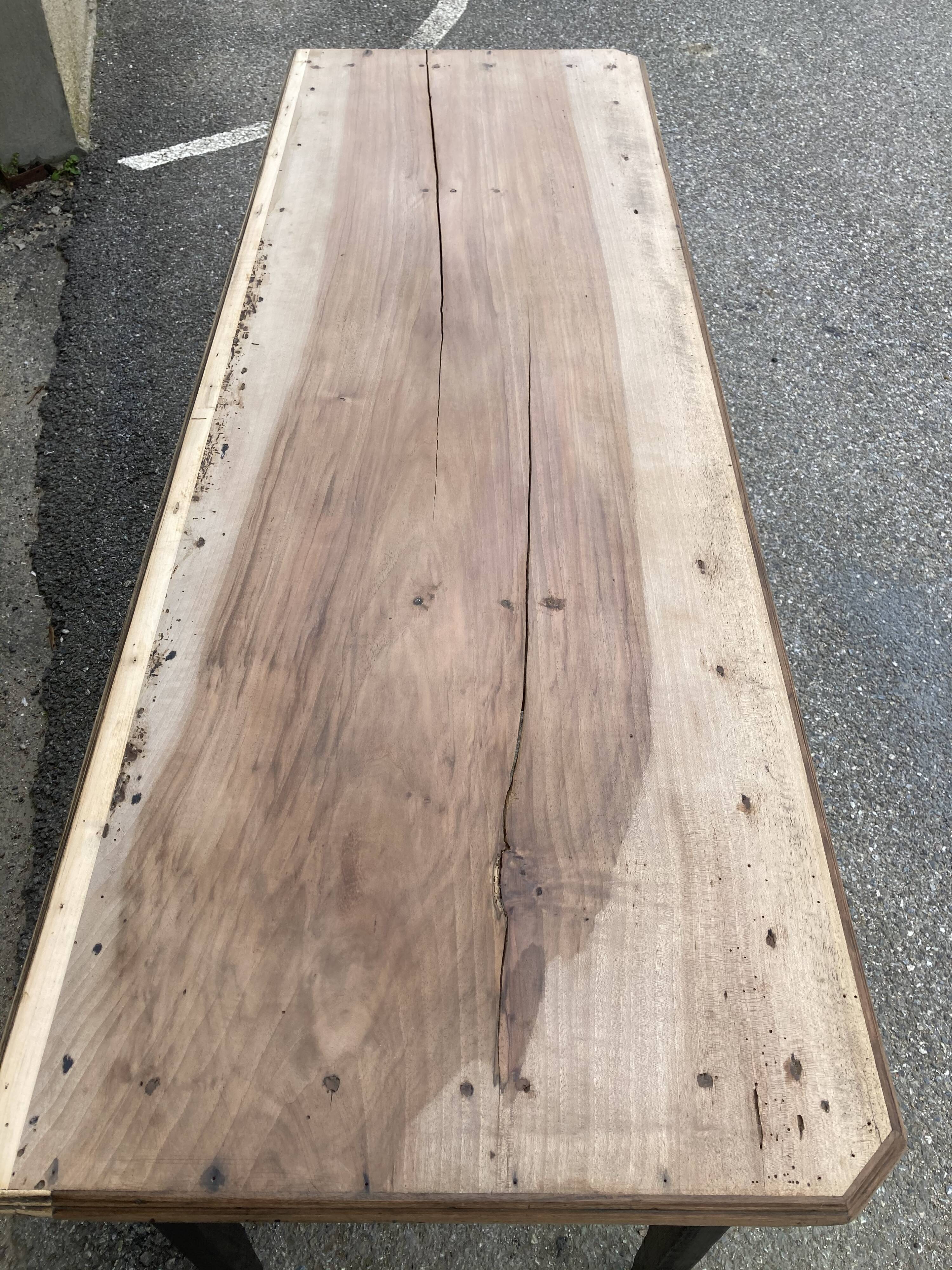 Console natural tray black footing