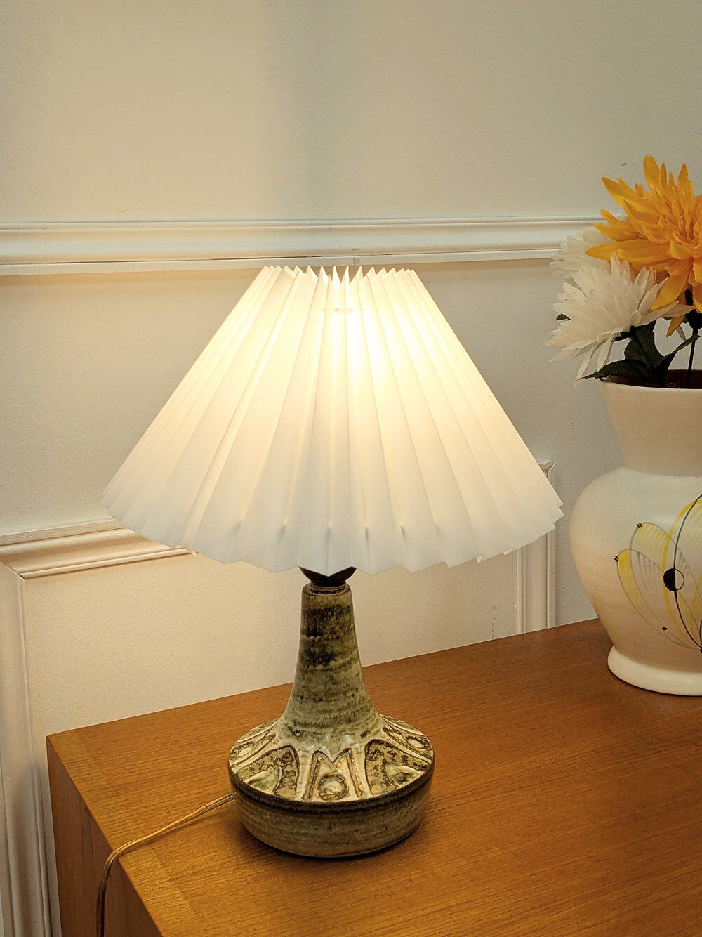 Ceramic lamp by Arne Finne & Noomi Backhausen