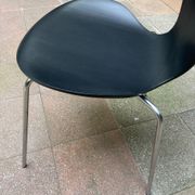 Set de 3 chaises modèle "3107" dites "série 7" d'Arne Jacobsen