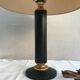 Ancienne lampe colonne cuir vert & laiton