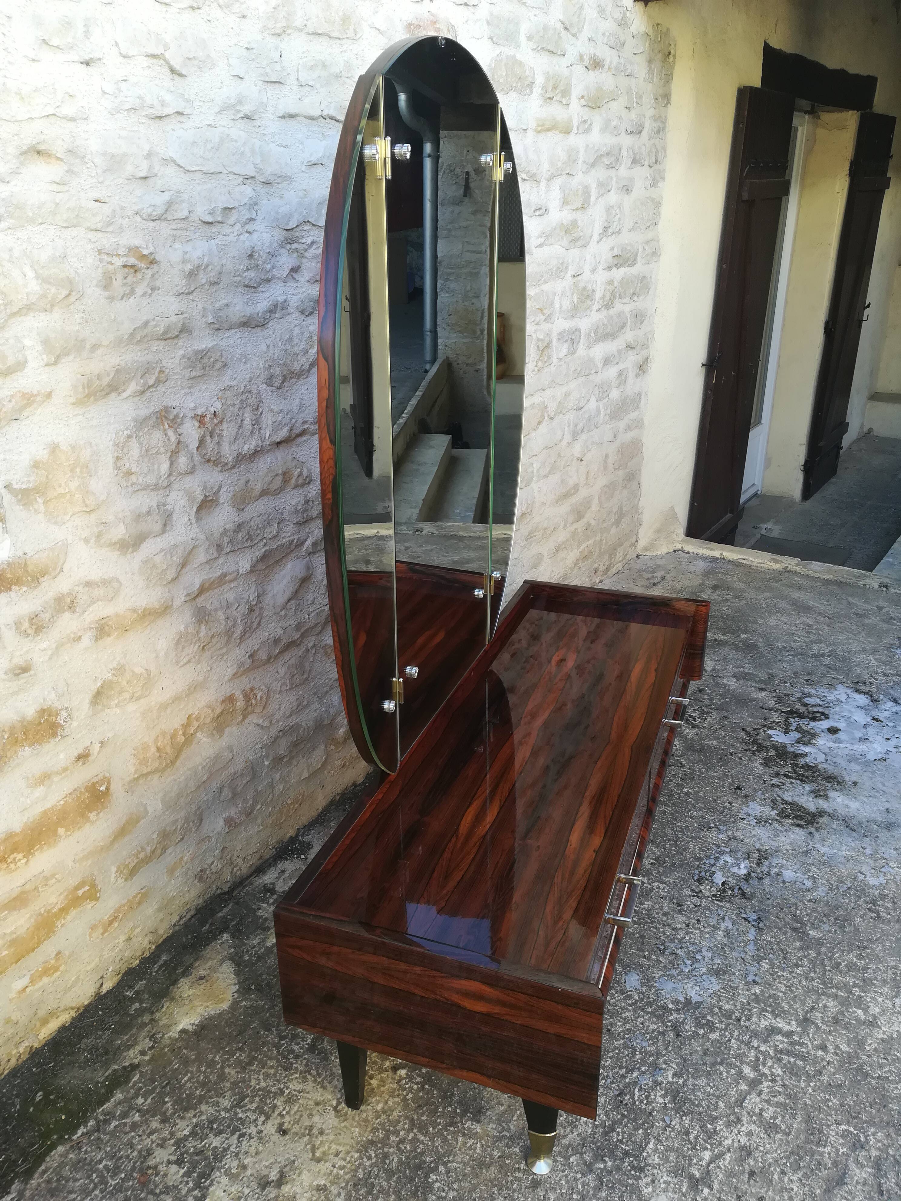 Vintage dressing table