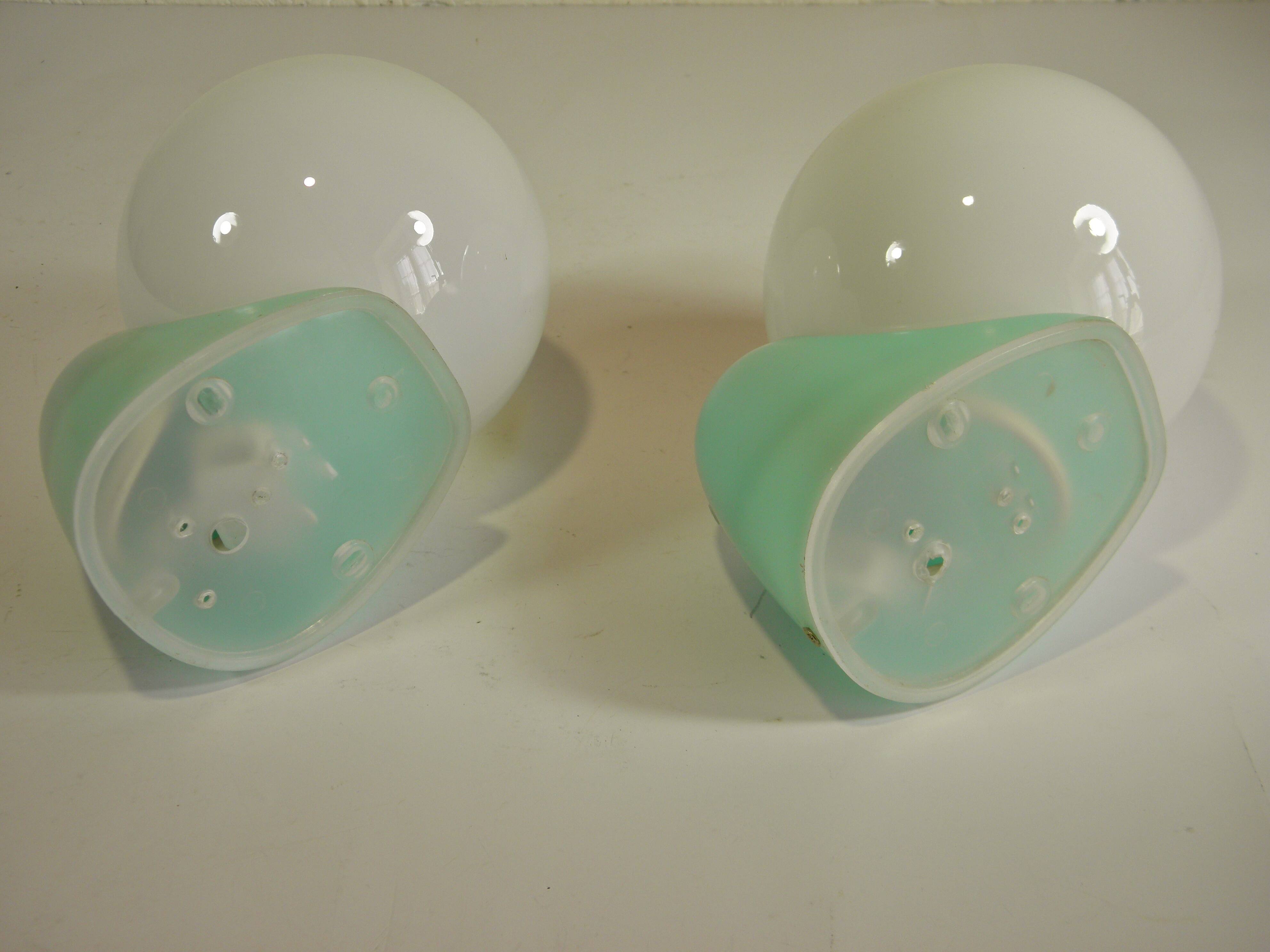 Pair of spherical wall lights - 1970s design