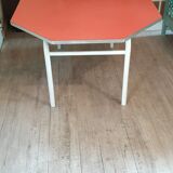 Octagonal kindergarten table