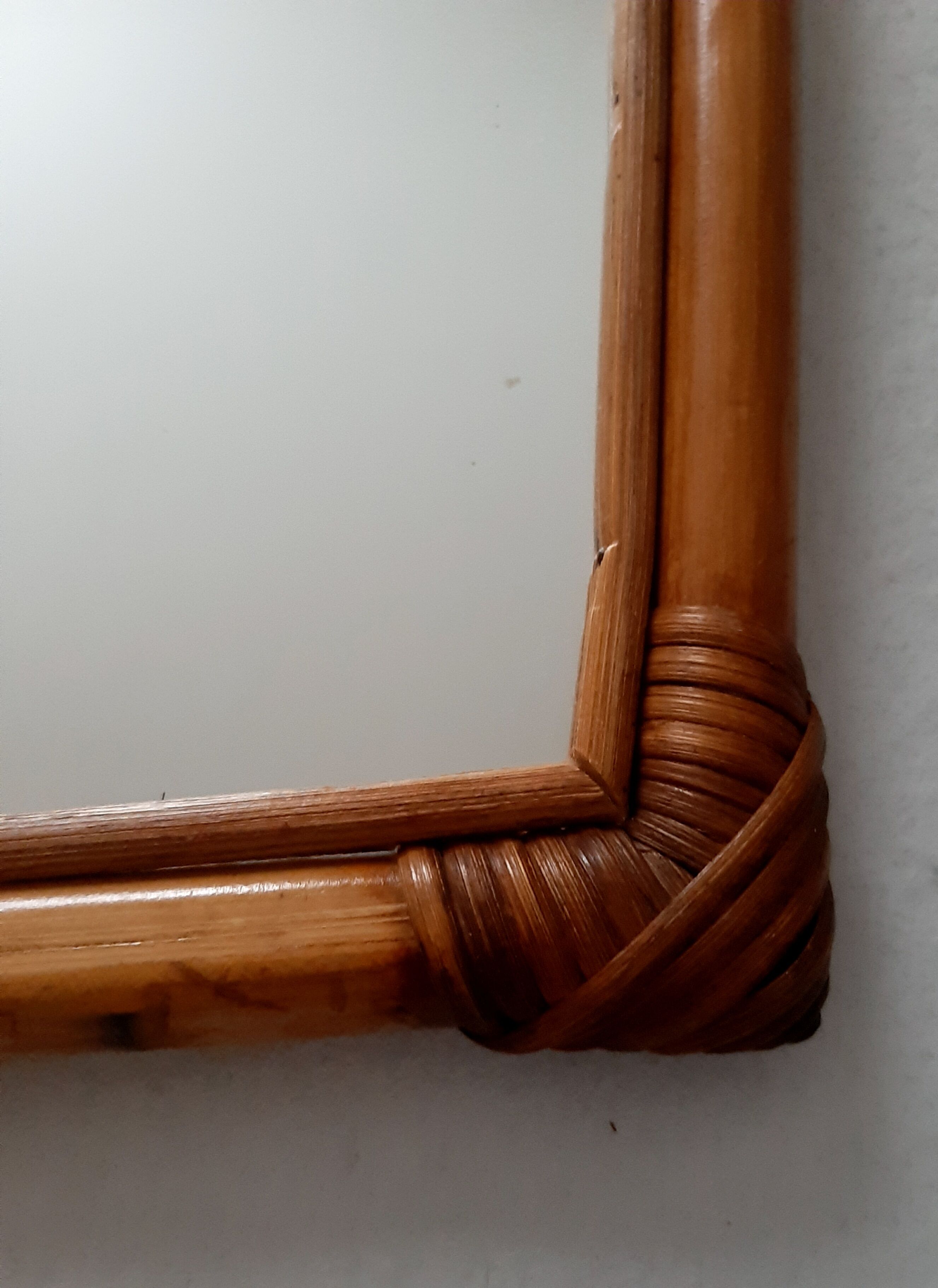 Rattan mirror 40x47cm