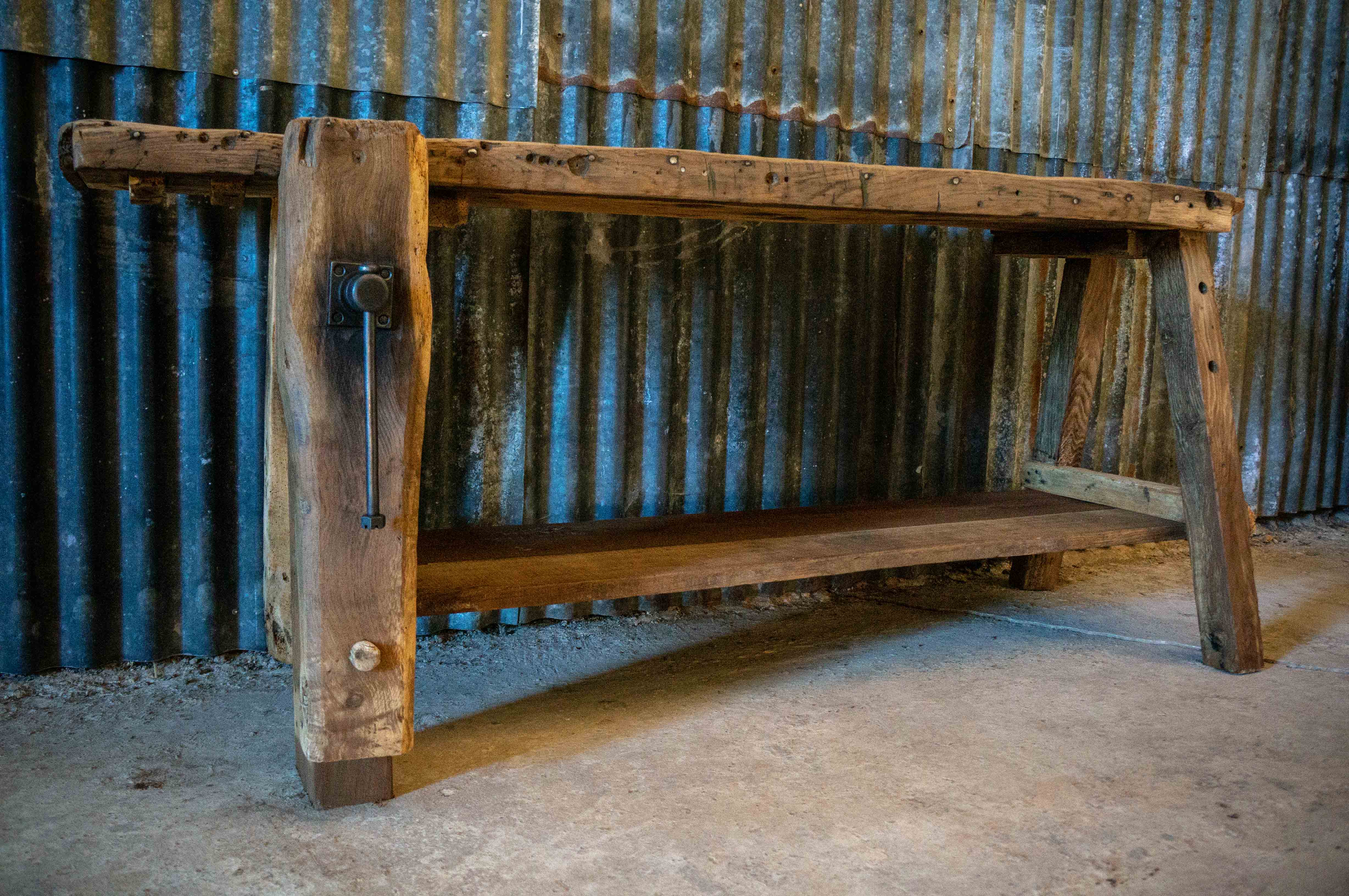 Etabli ancien restauré