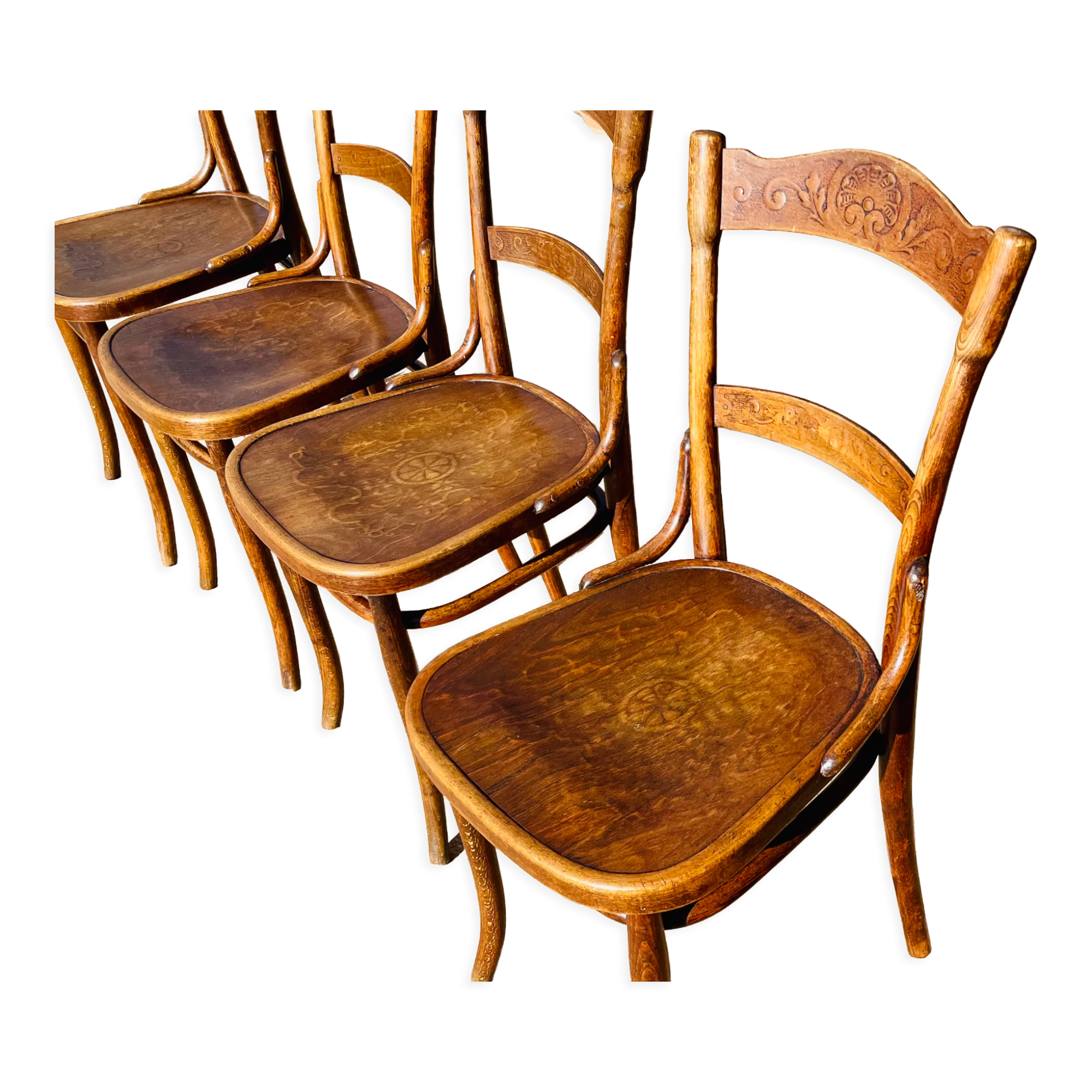Suite of 4 Thonet chairs 1900
