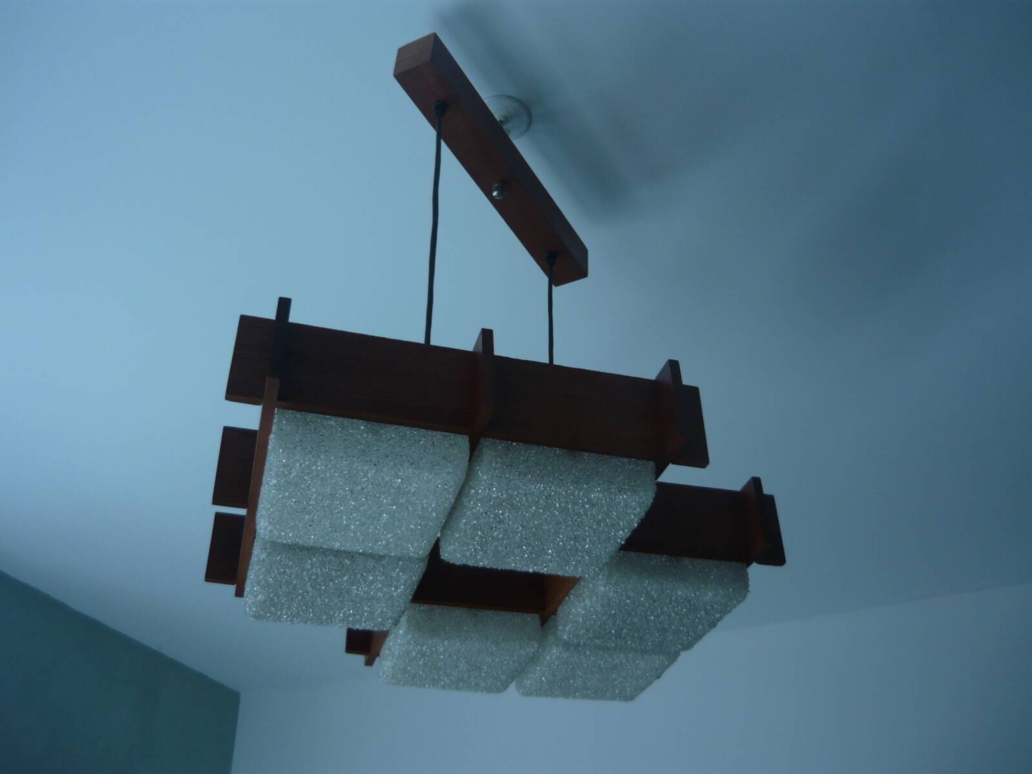 Plafonnier vintage en teck et perspex xl