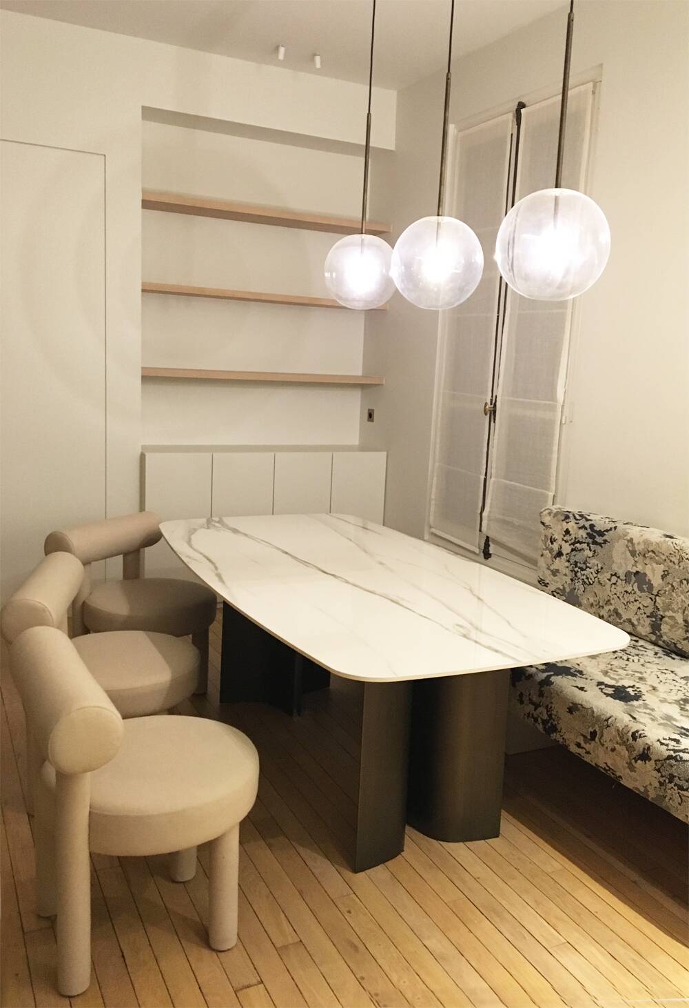 Gullwing design table by Gabriele and Oscar Buratti for Lema, made in Italy