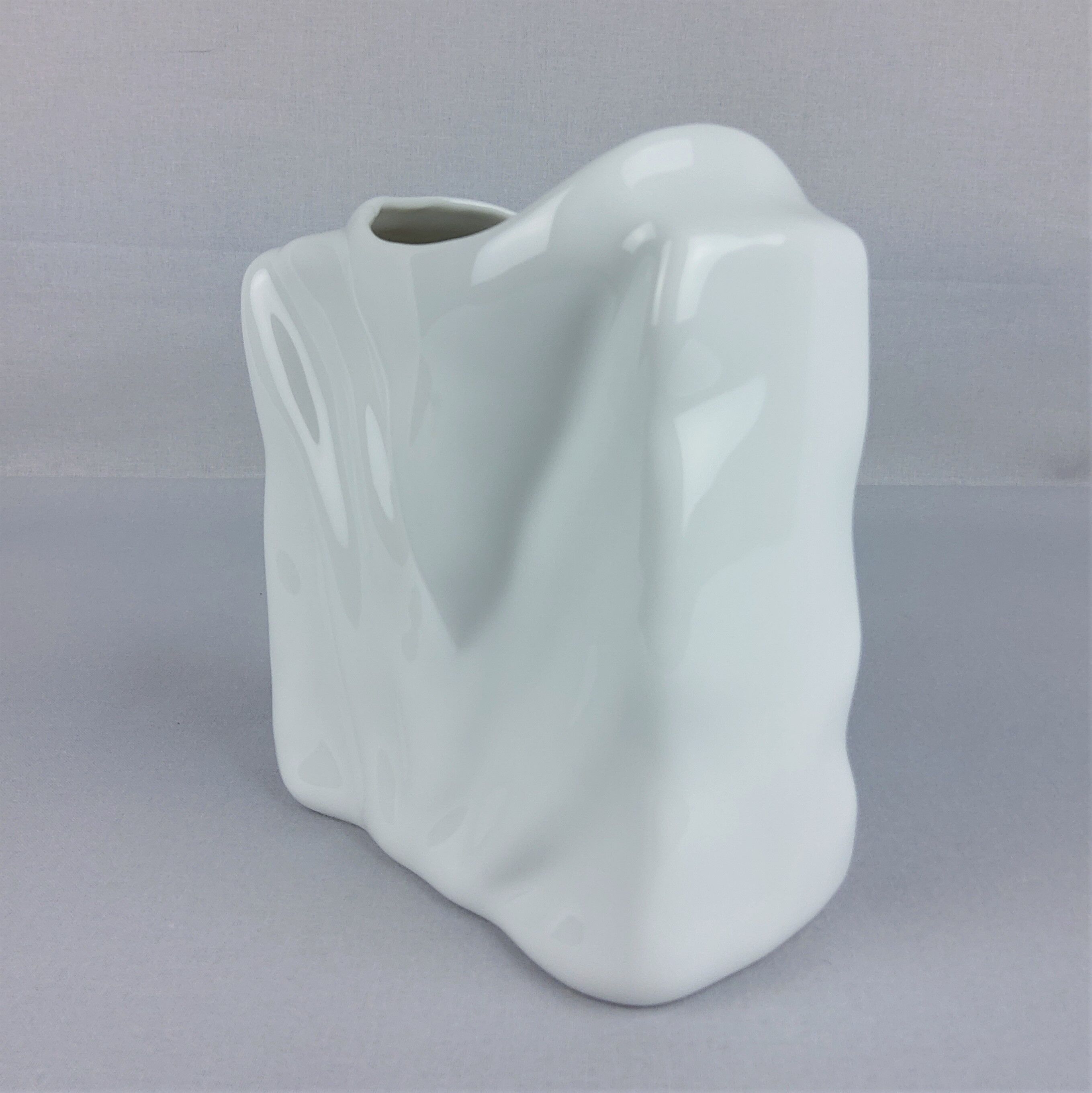 Porcelain white vase Eschenbach 1980