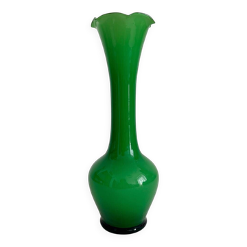 Vase soliflore vert en opaline vintage