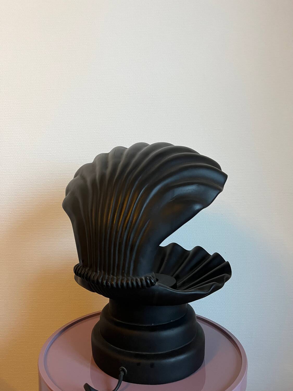 Vintage multicoloured shell lamp