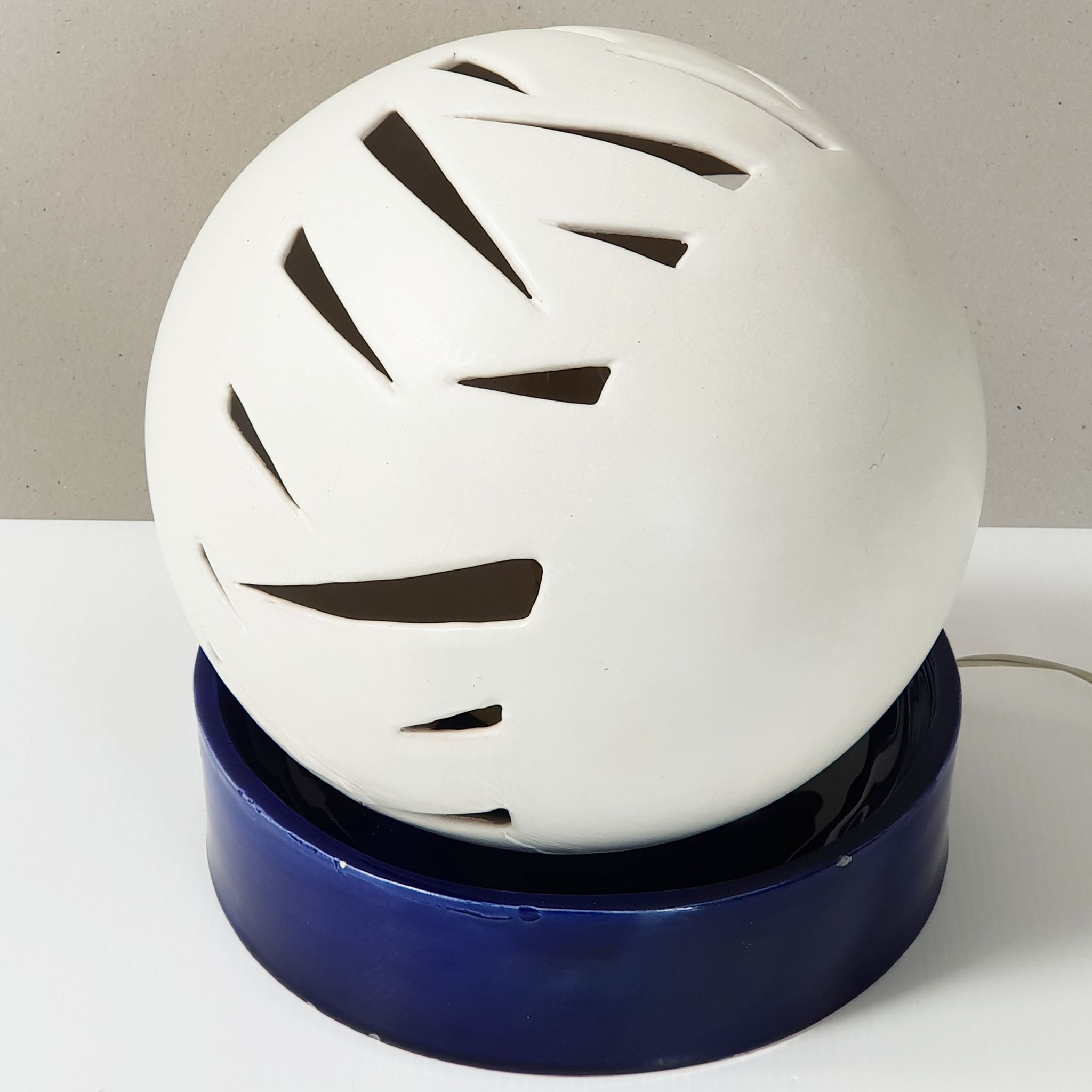 Vintage 1970 ceramic lamp
