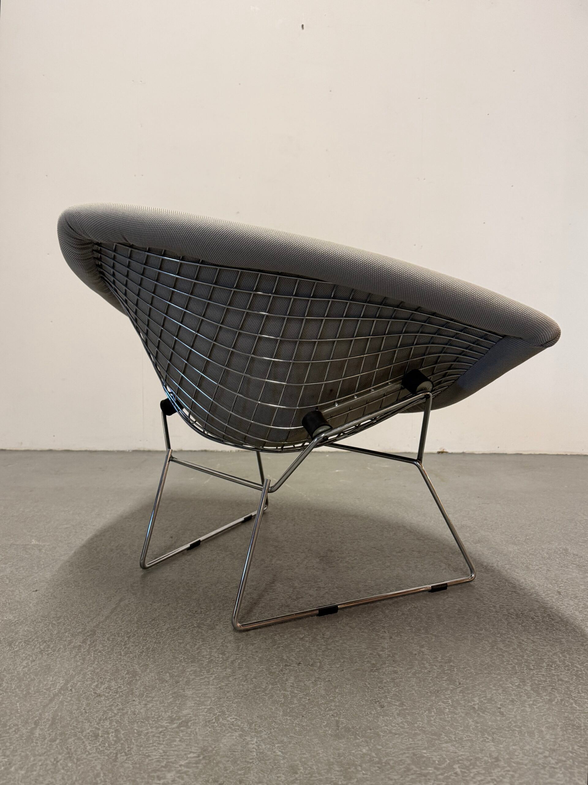 Harry Bertoia large Diamond chair