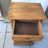 Table de chevet