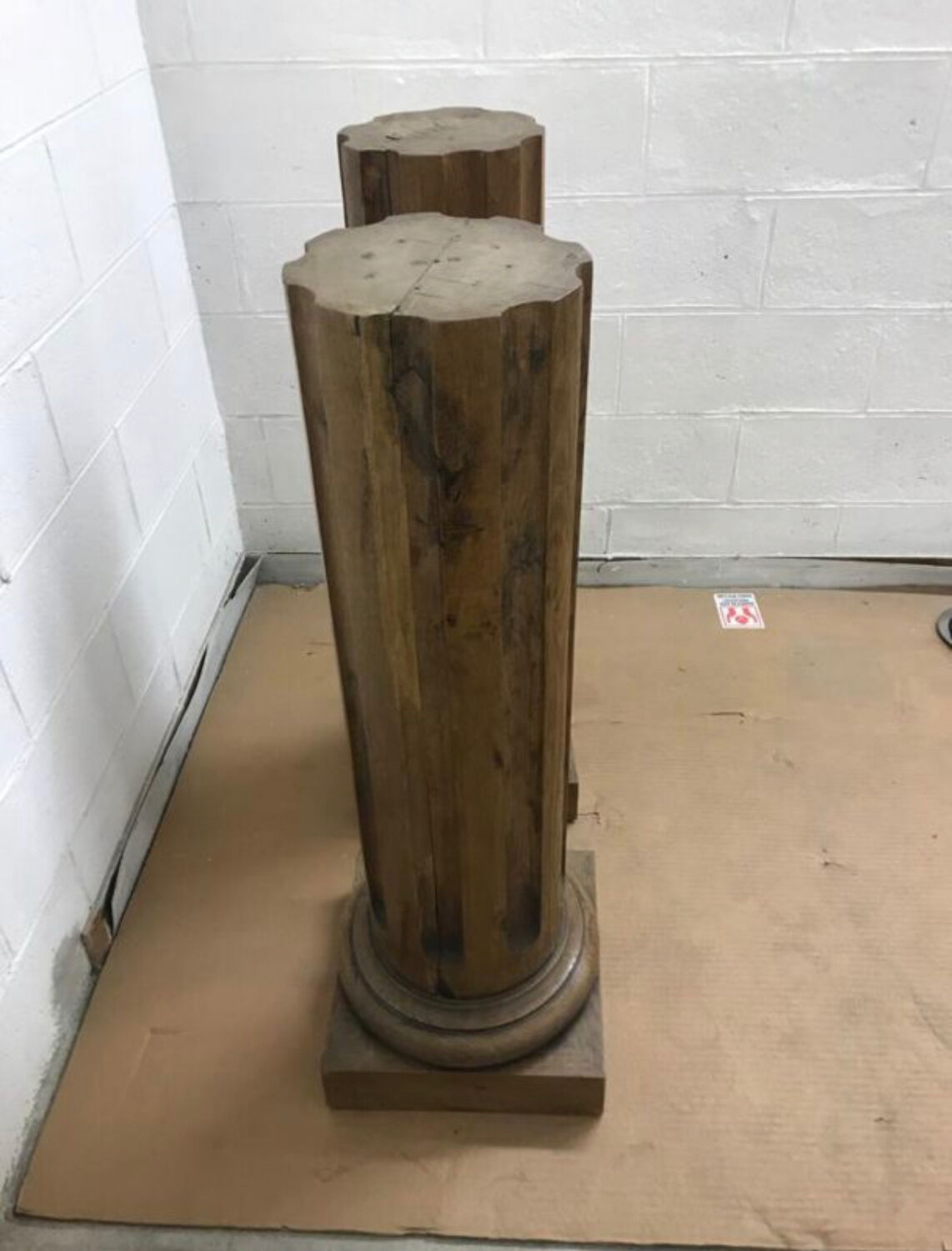 Solid wood columns from Yves Gastou