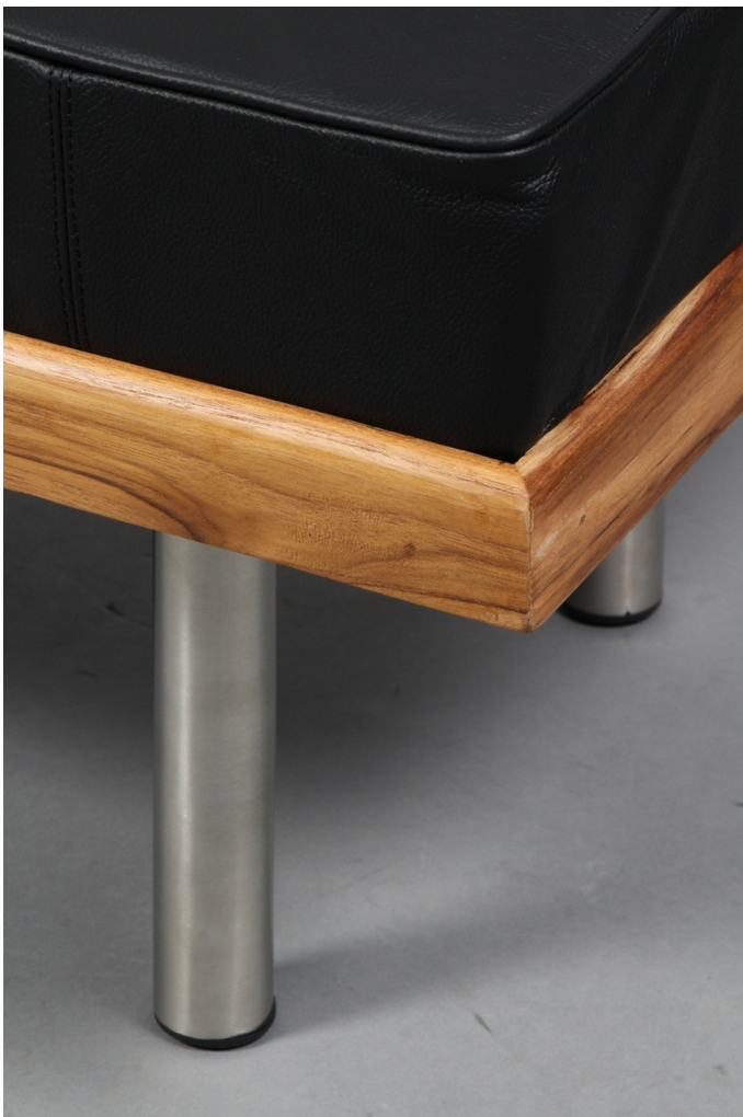 Scandinavian bench bench with center drawer