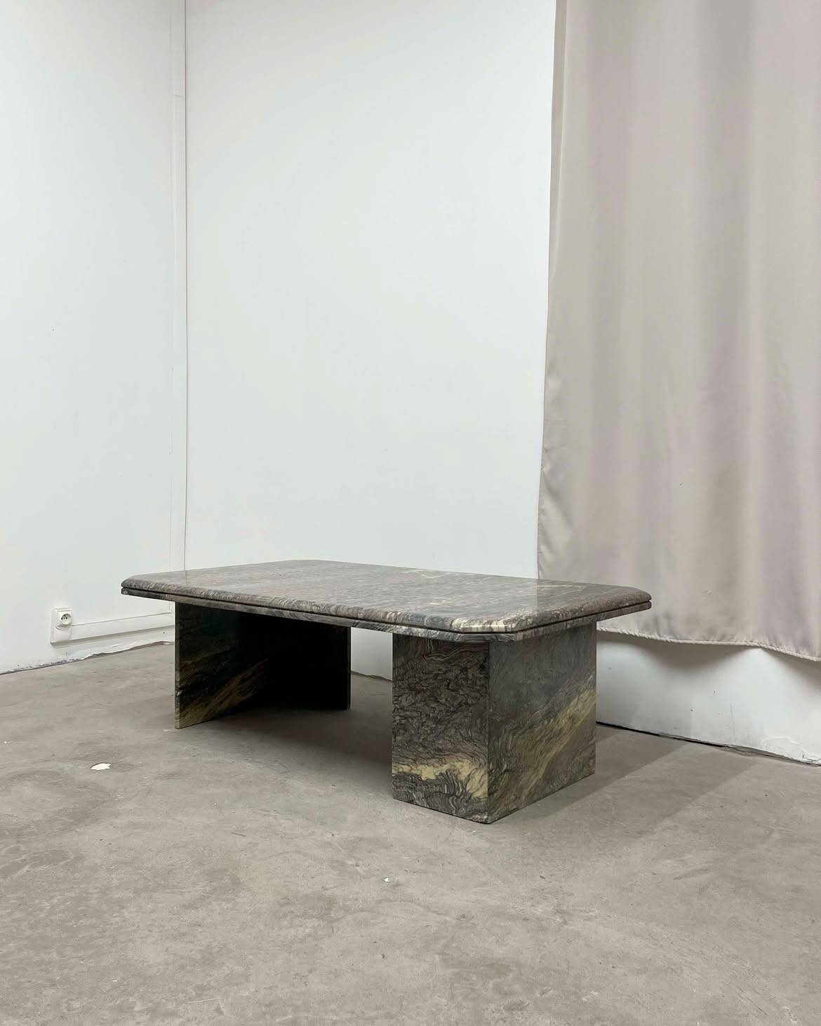 Vintage rectangular coffee table in marble