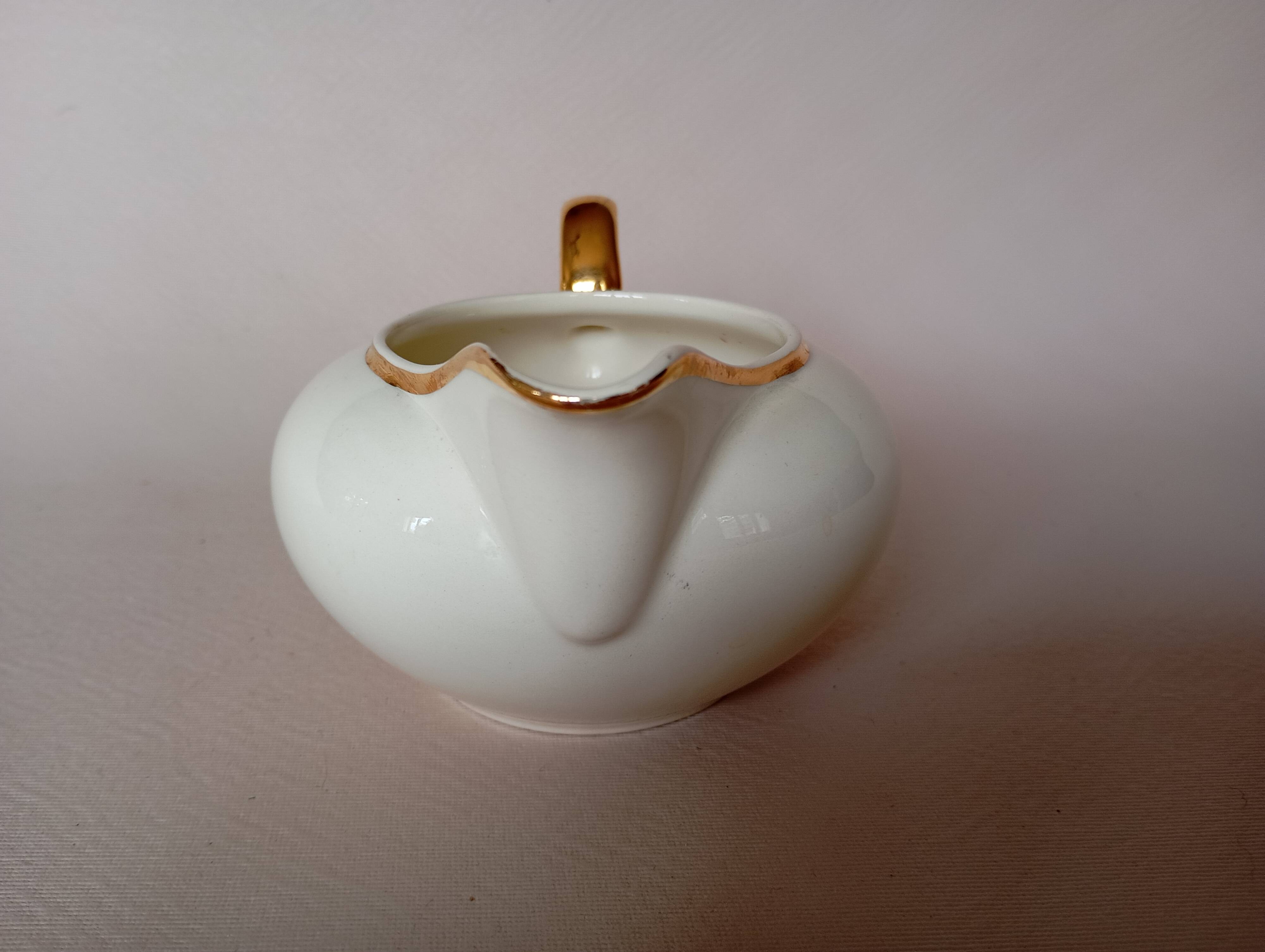 Villeroy & Boch "Biarritz" cream and sugar bowl
