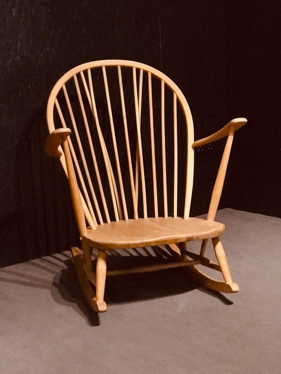 Rocking chair mid-century in light elm by Lucian Ercolani for Ercol