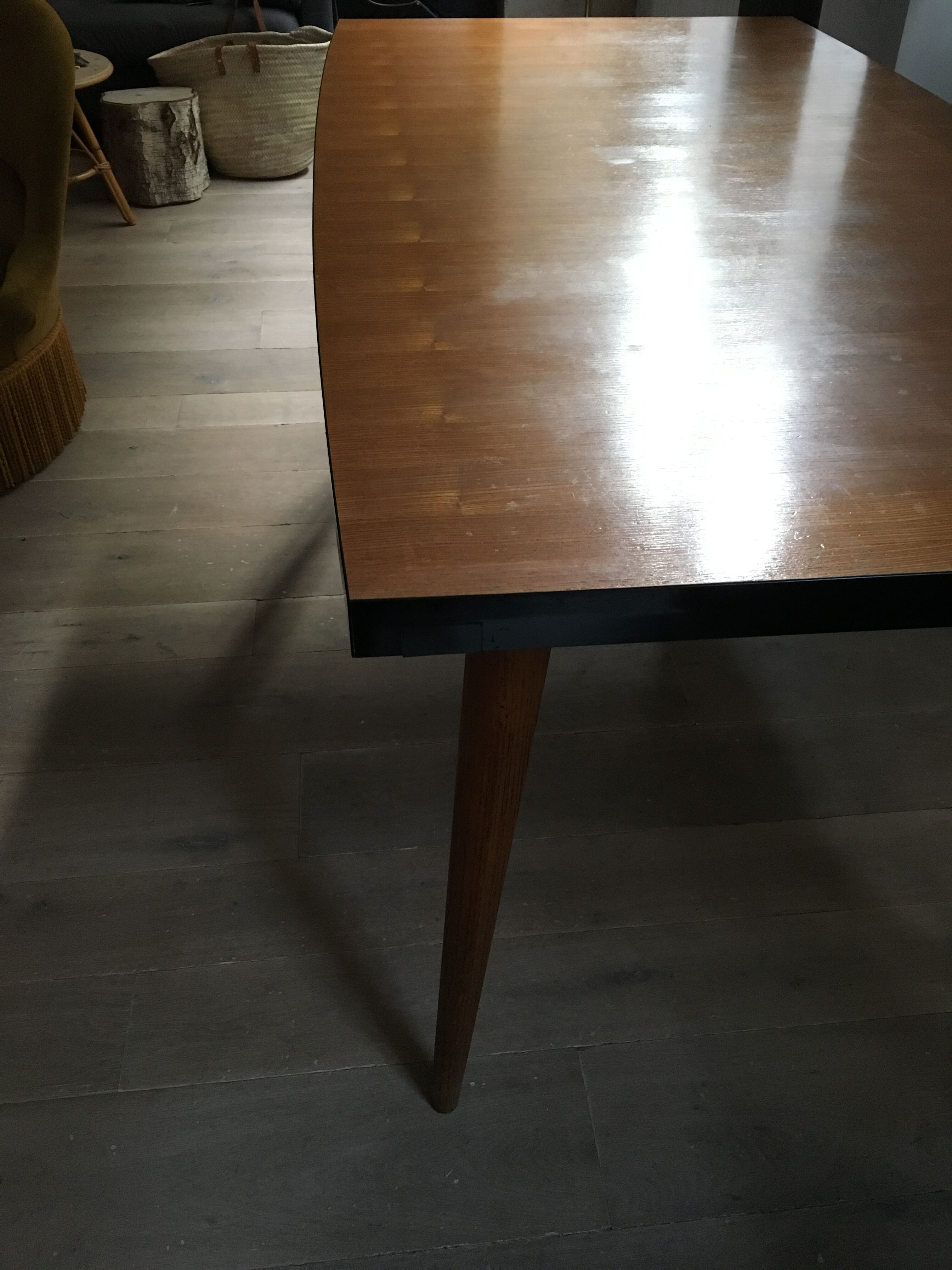 Scandinavian table