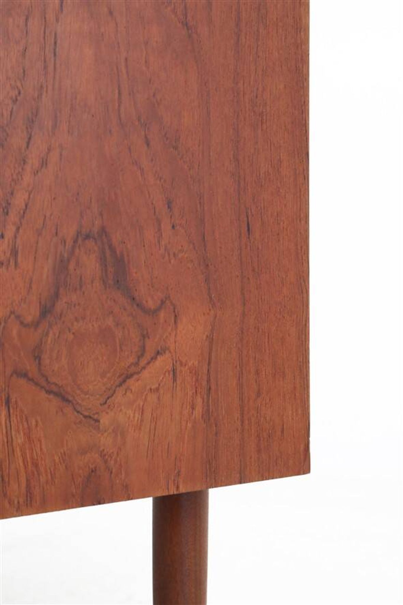 Mid-century teak chest of drawers / dresser / Danish modern design / 1960s