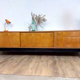 Teak bass row