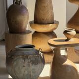 Stool, side table, end table in solid suar wood, spheres H50 D39.