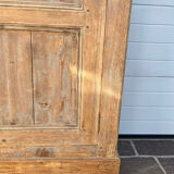 Parisian wardrobe/hosiery