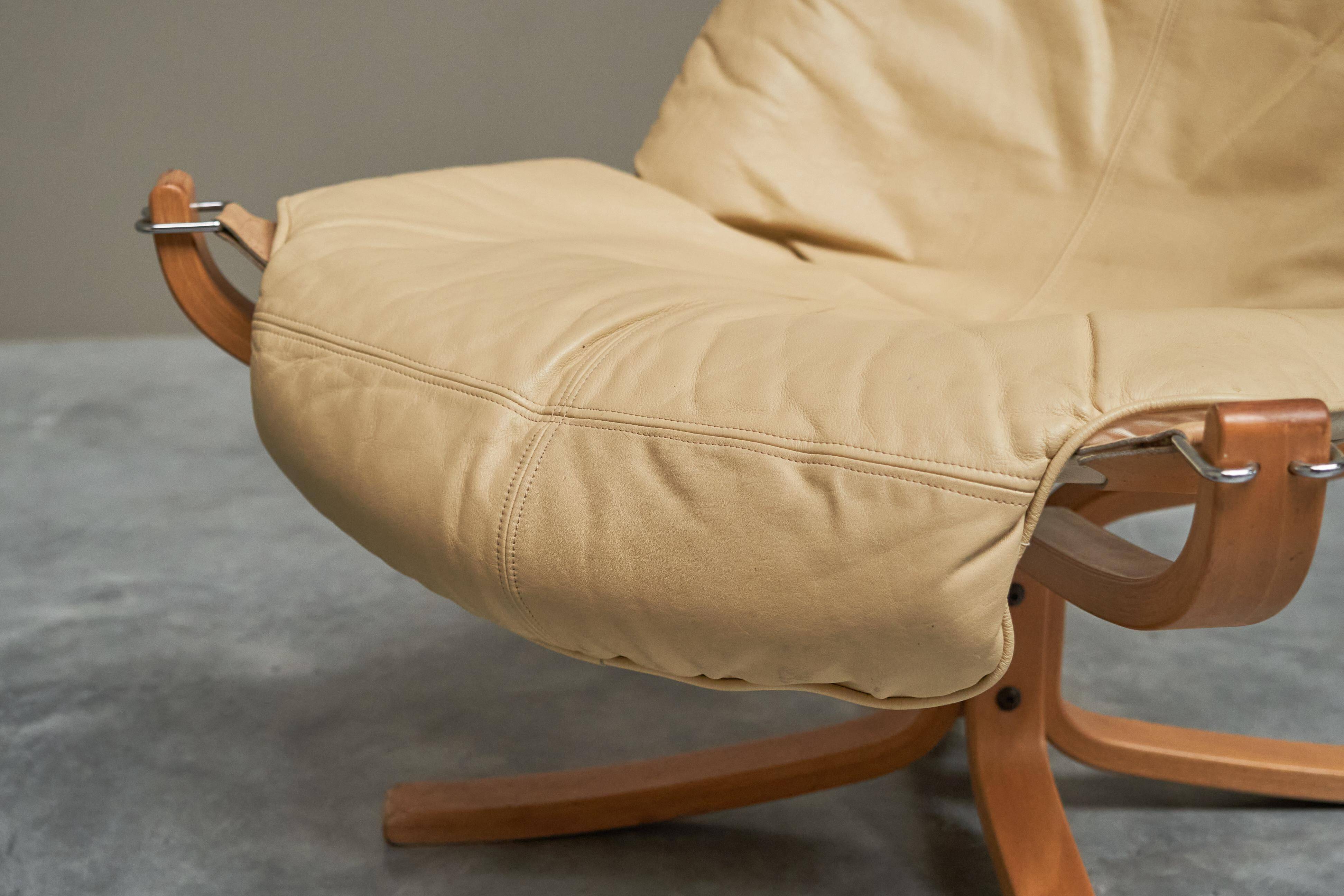 Pair of Sigurd Ressell Falcon Lounge Chairs leather, canvas, birch, 1970s