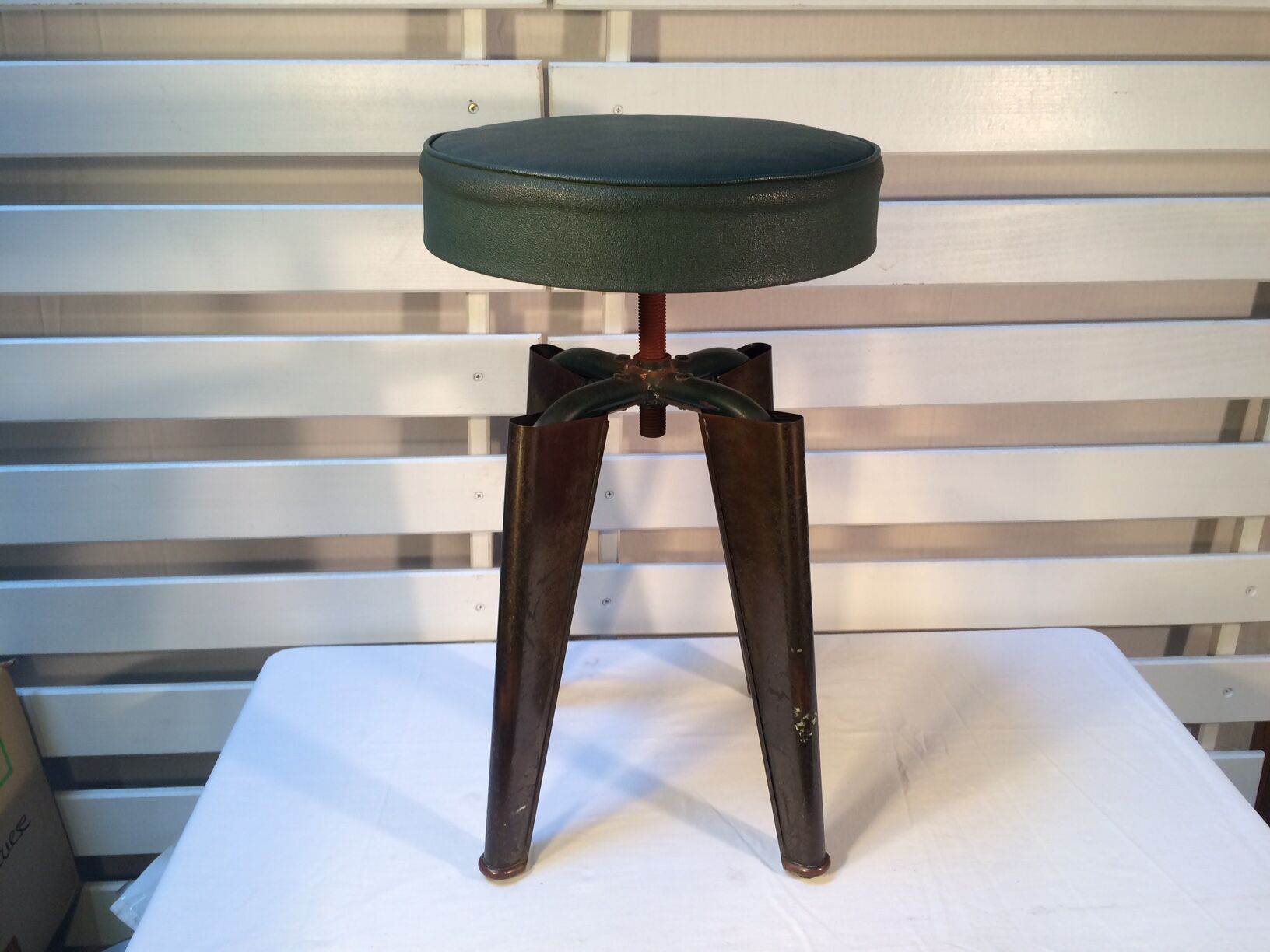 Ols stool 70s