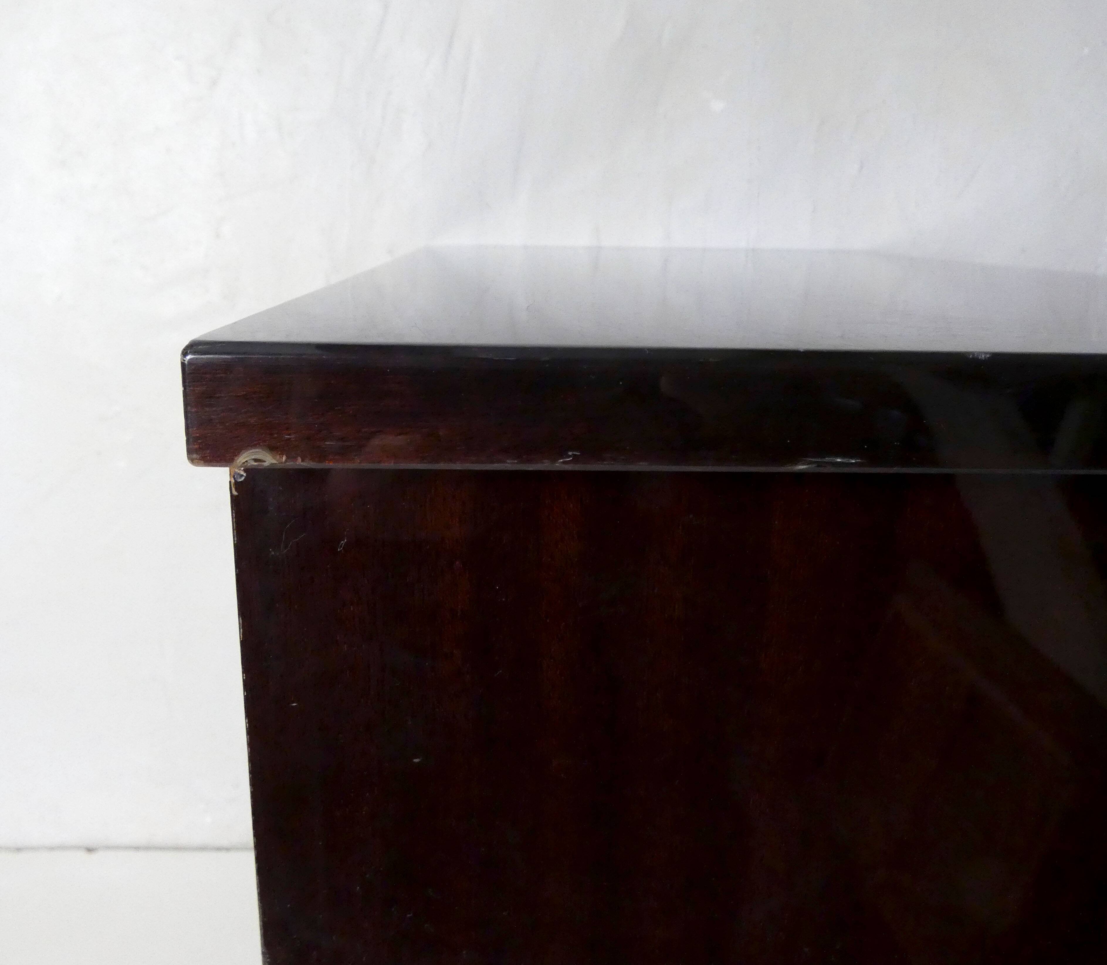 bedside table in lacquered wood and brass