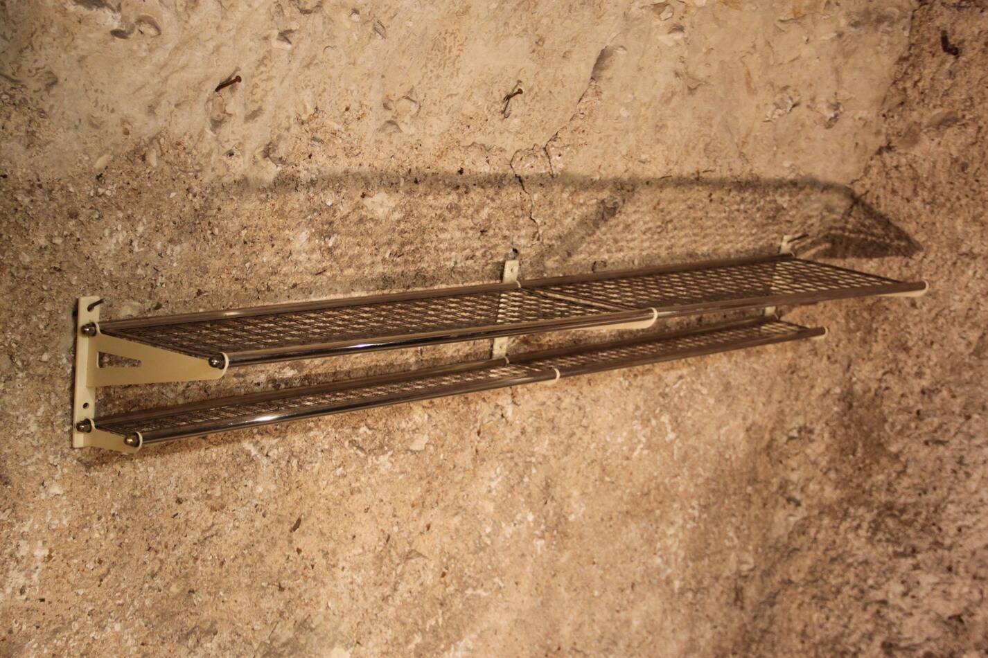 SNCF train luggage rack