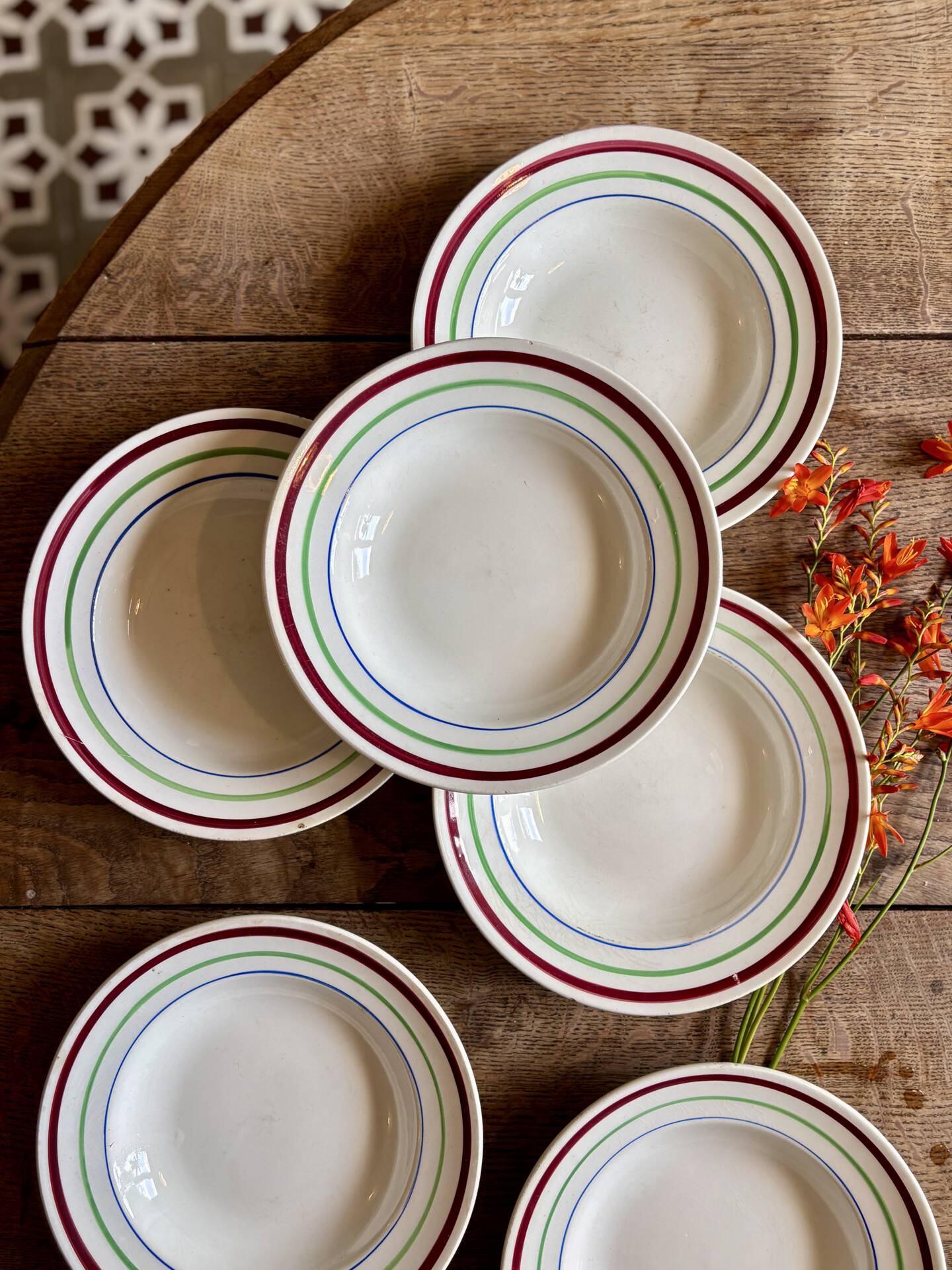 Set of 6 vintage deep plates, Gildas models