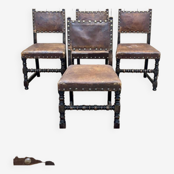 Suite of 4 Louis XIII chairs in oak and leather, early 20th century