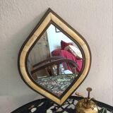 Brass mirror with original shape - 28x39cm