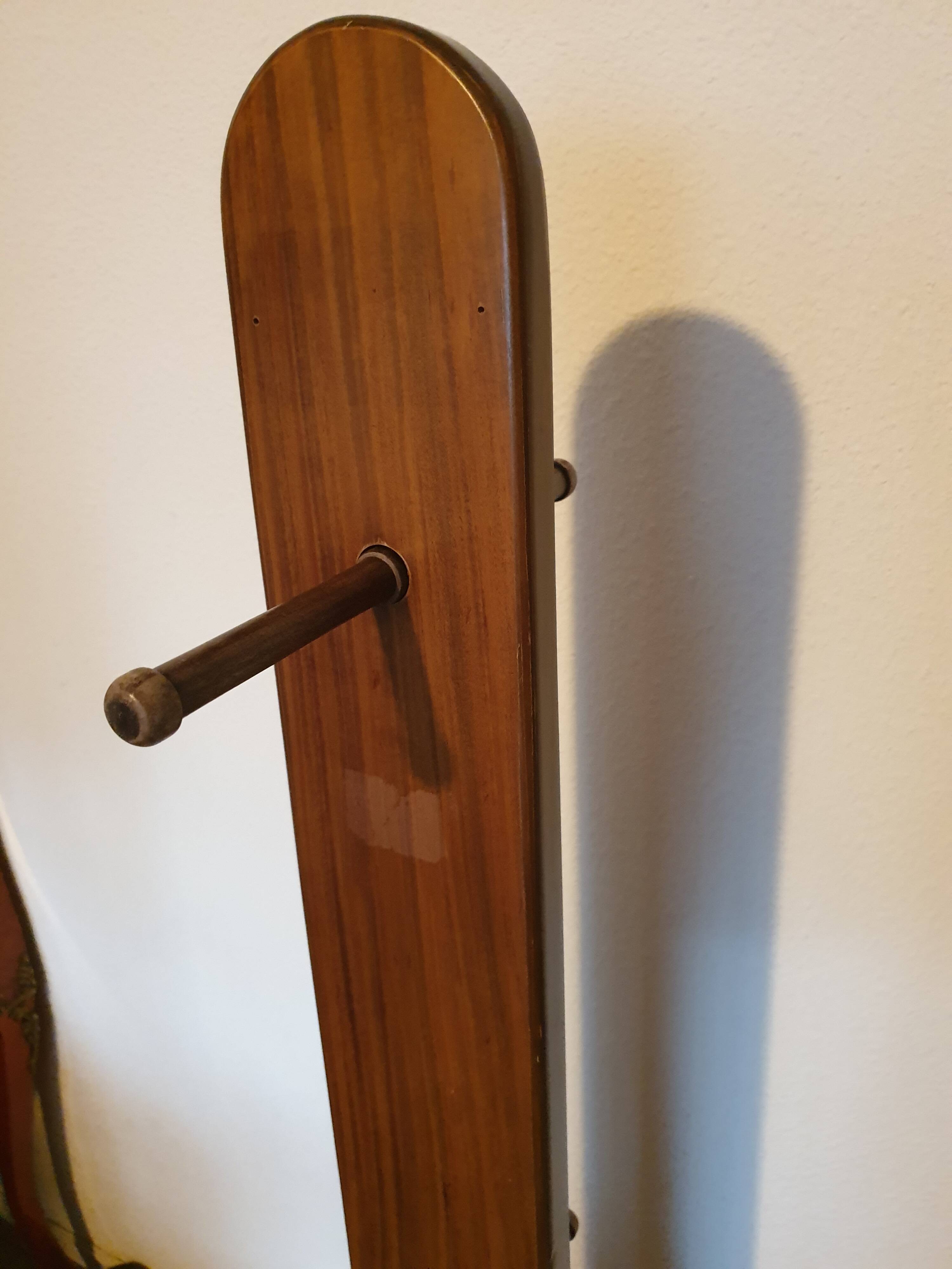 Porte manteau totem années 60