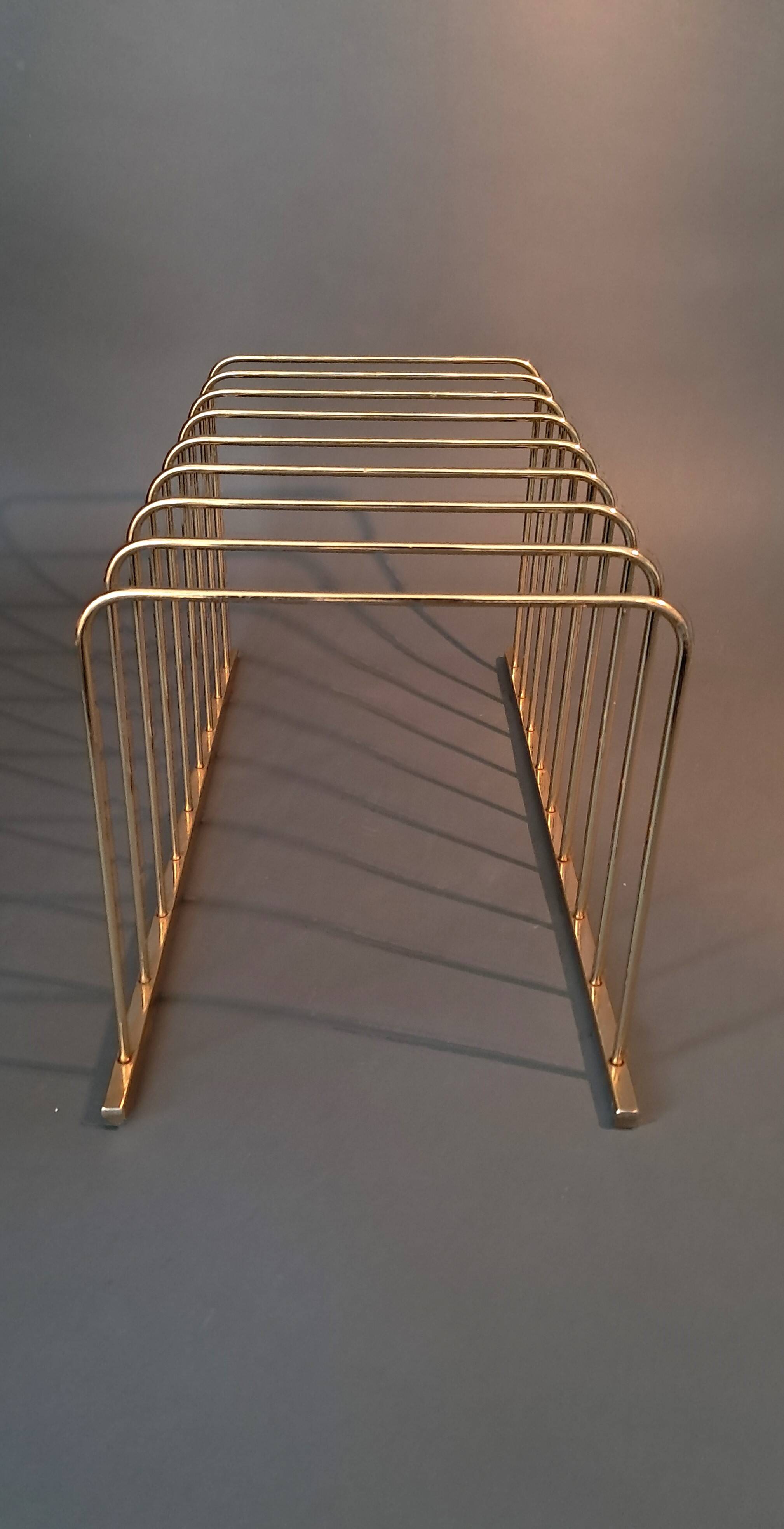 Porte vinyles en laiton doré mural ou à poser 1960/1970.