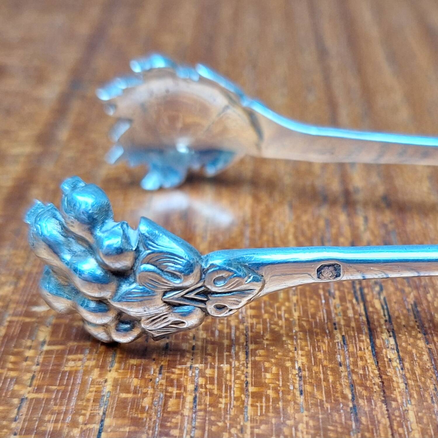 Sugar tongs or ice tongs in solid silver