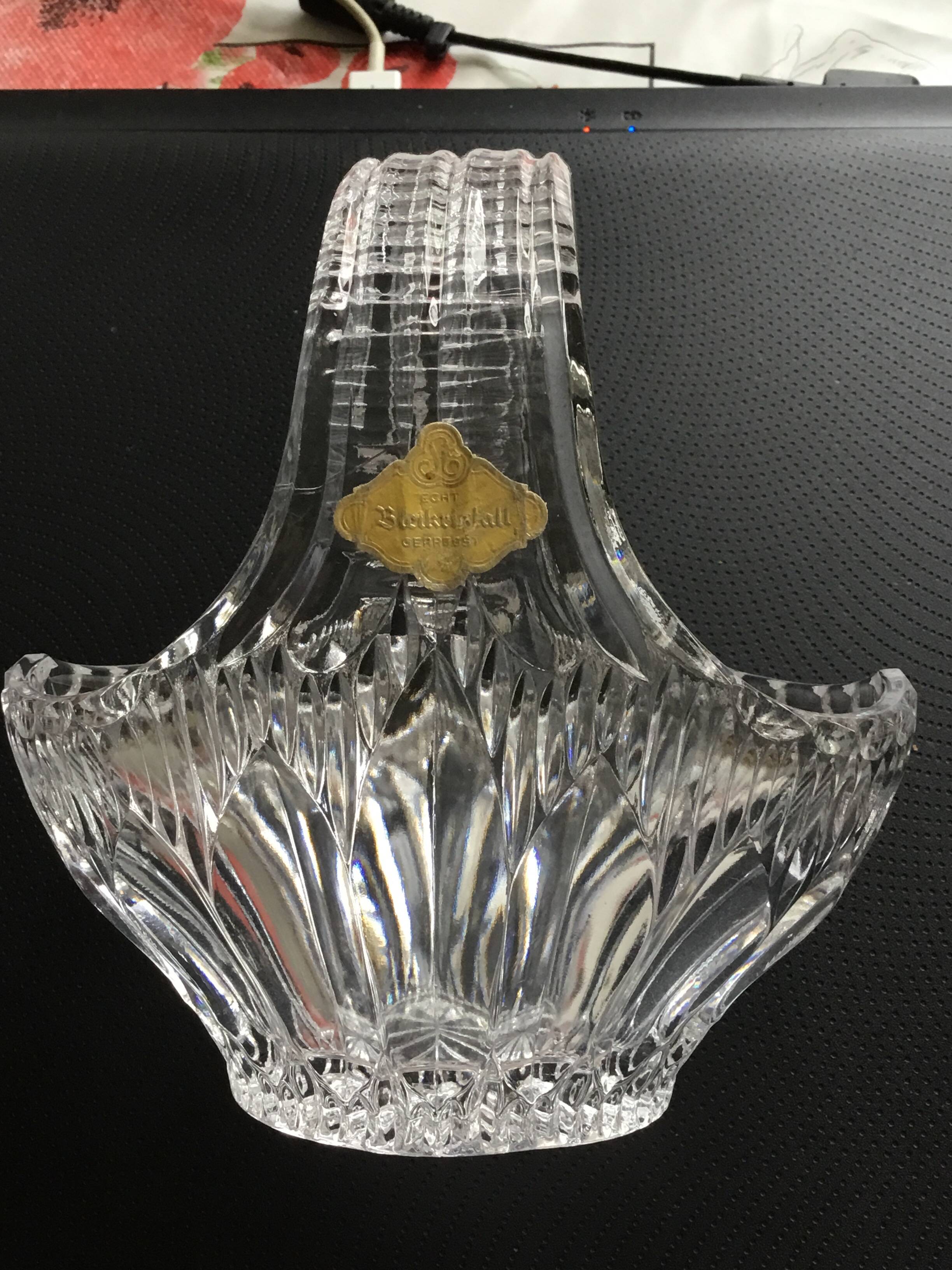 Crystal basket coupe