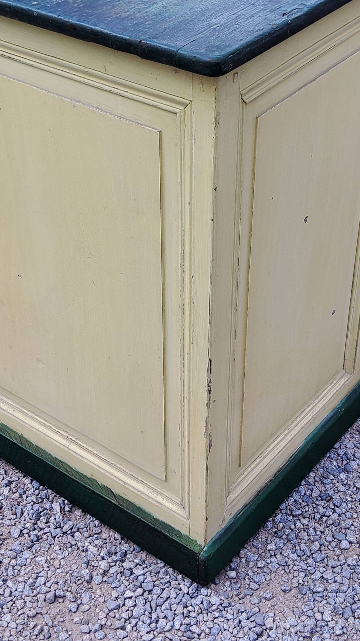 Late 19th century grocery counter in green and yellow patina painted wood
