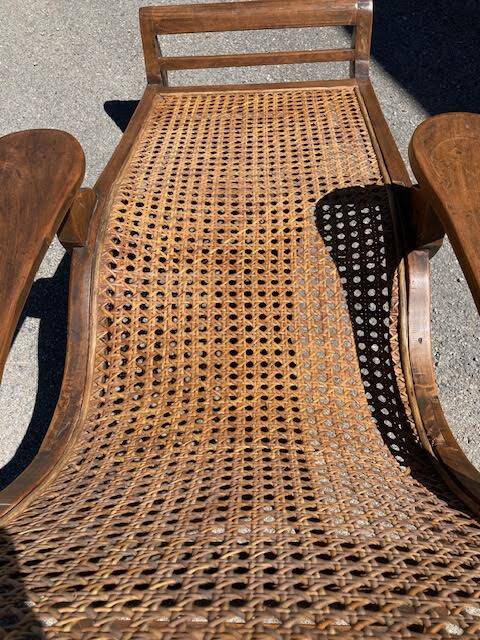 Colonial sun lounger