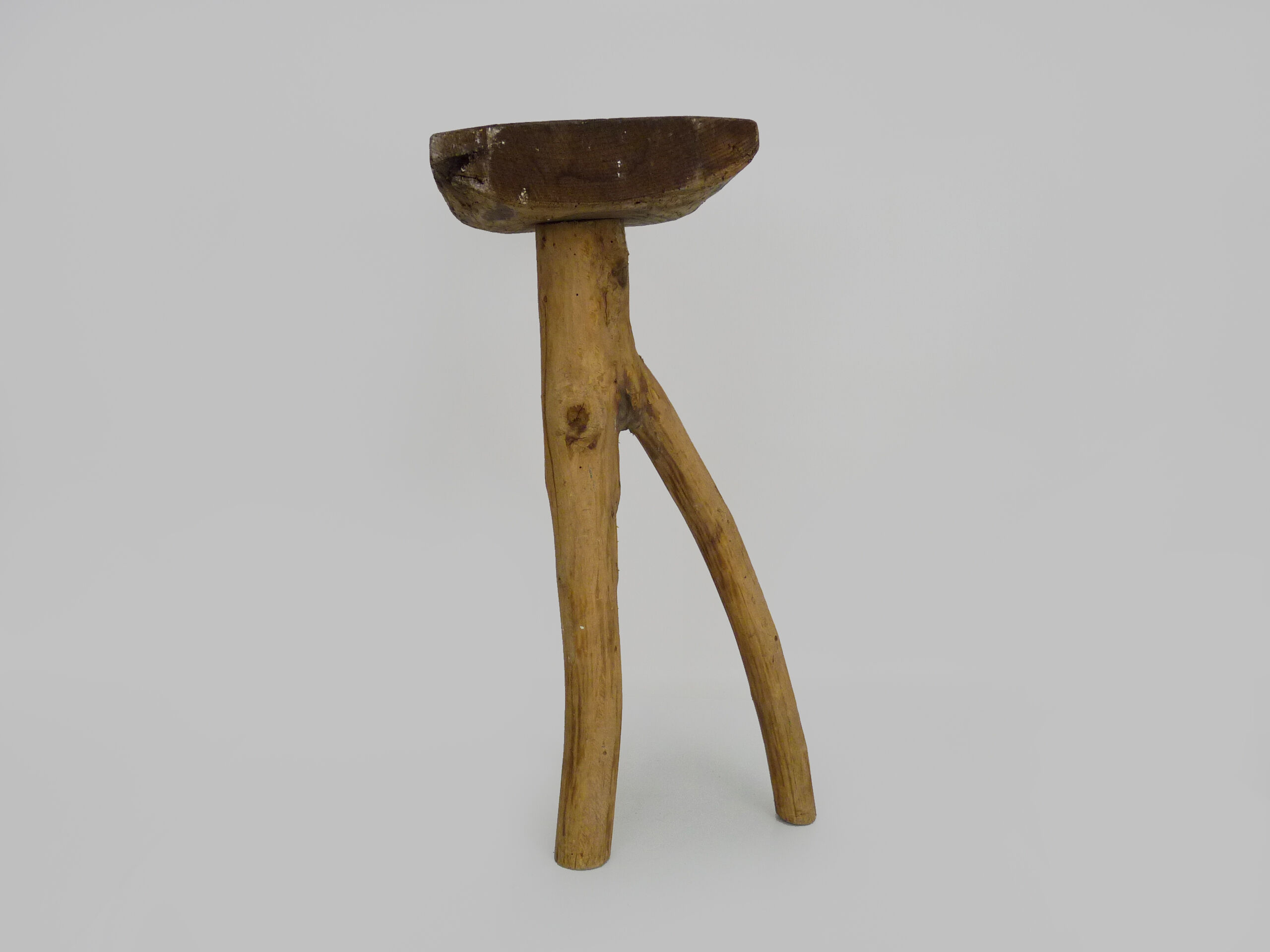 Tripod trading stool, peasant art Ariège, France (nineteenth century)