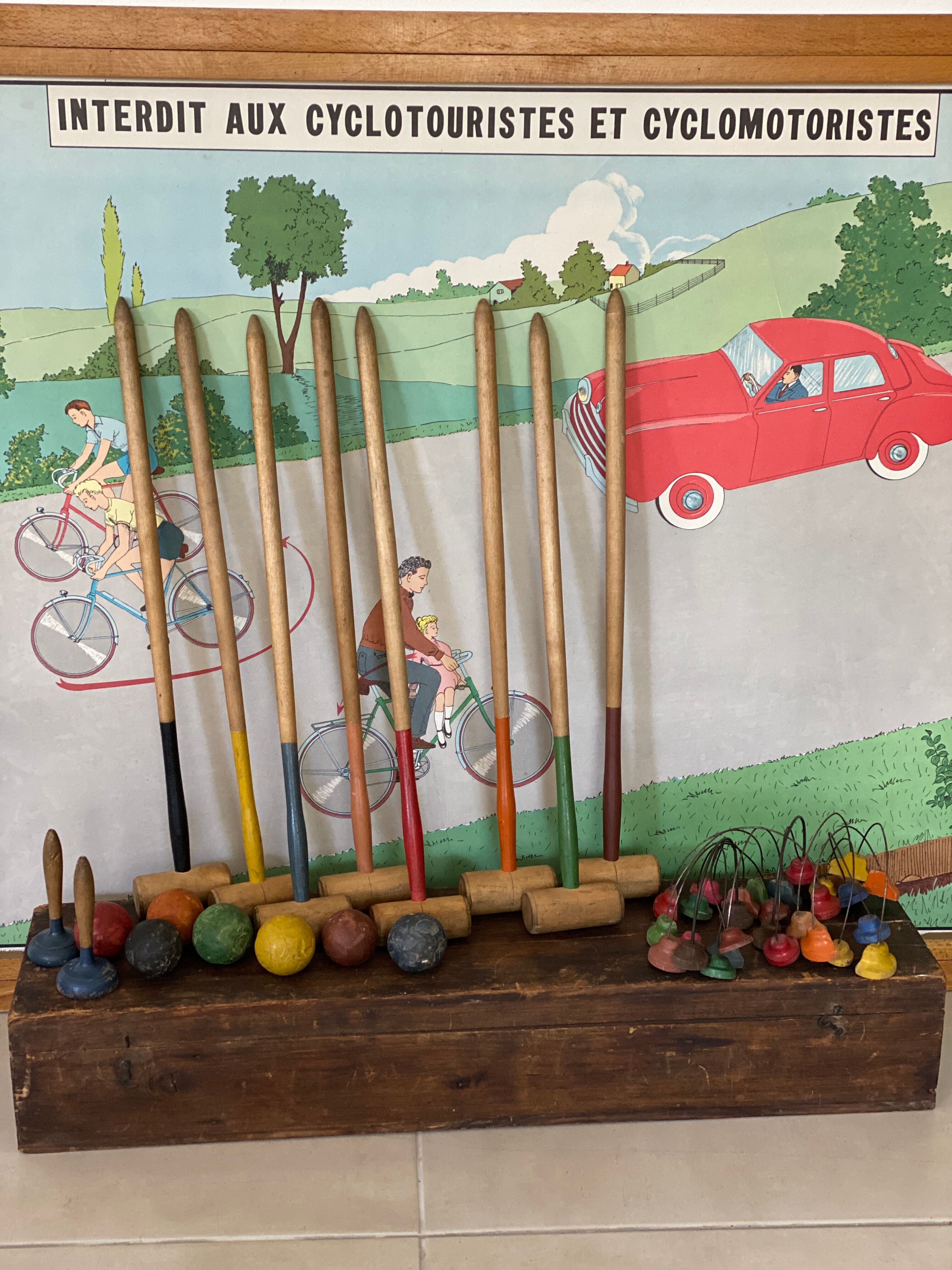 Old living room croquet game