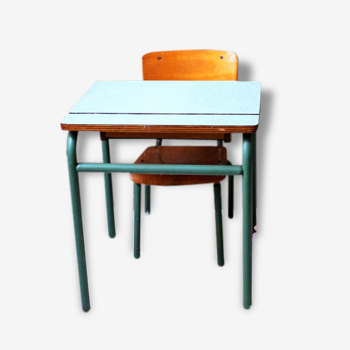 Ensemble bureau et chaise d'écolier vintage
