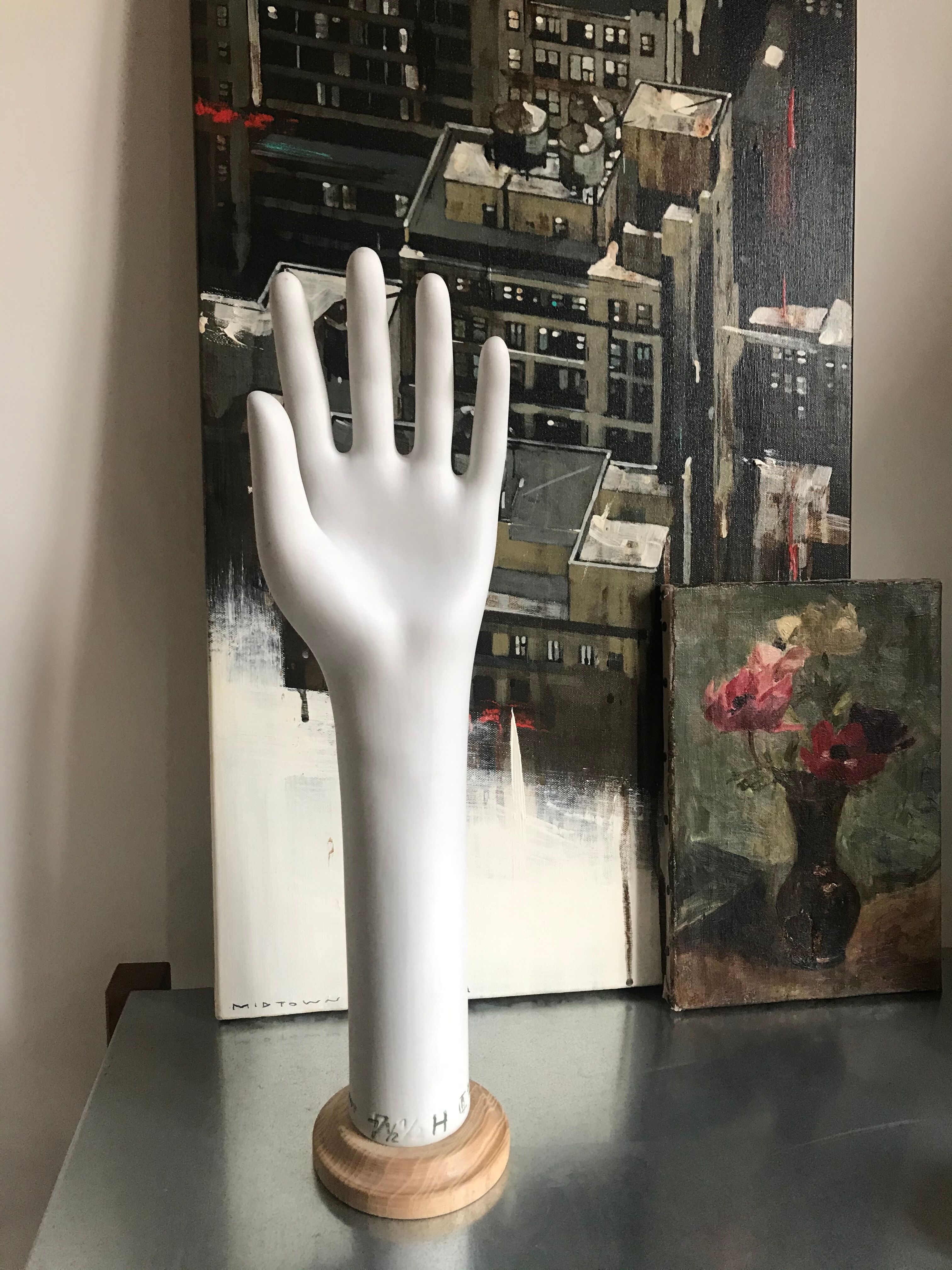 Hand porcelain old glove mold