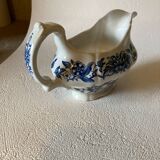 Ridgway Staffordshire England Pagoda Gravy Boat
