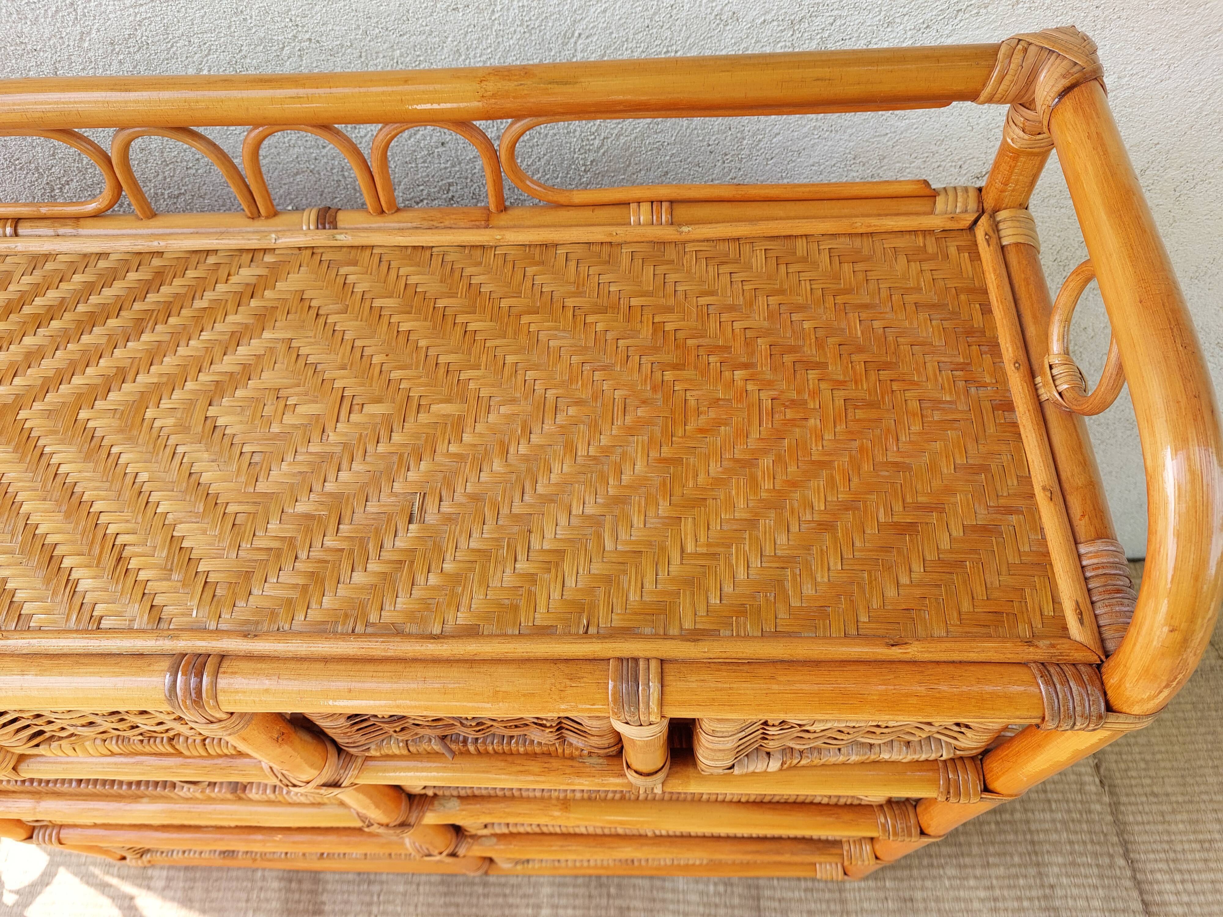 Commode en osier