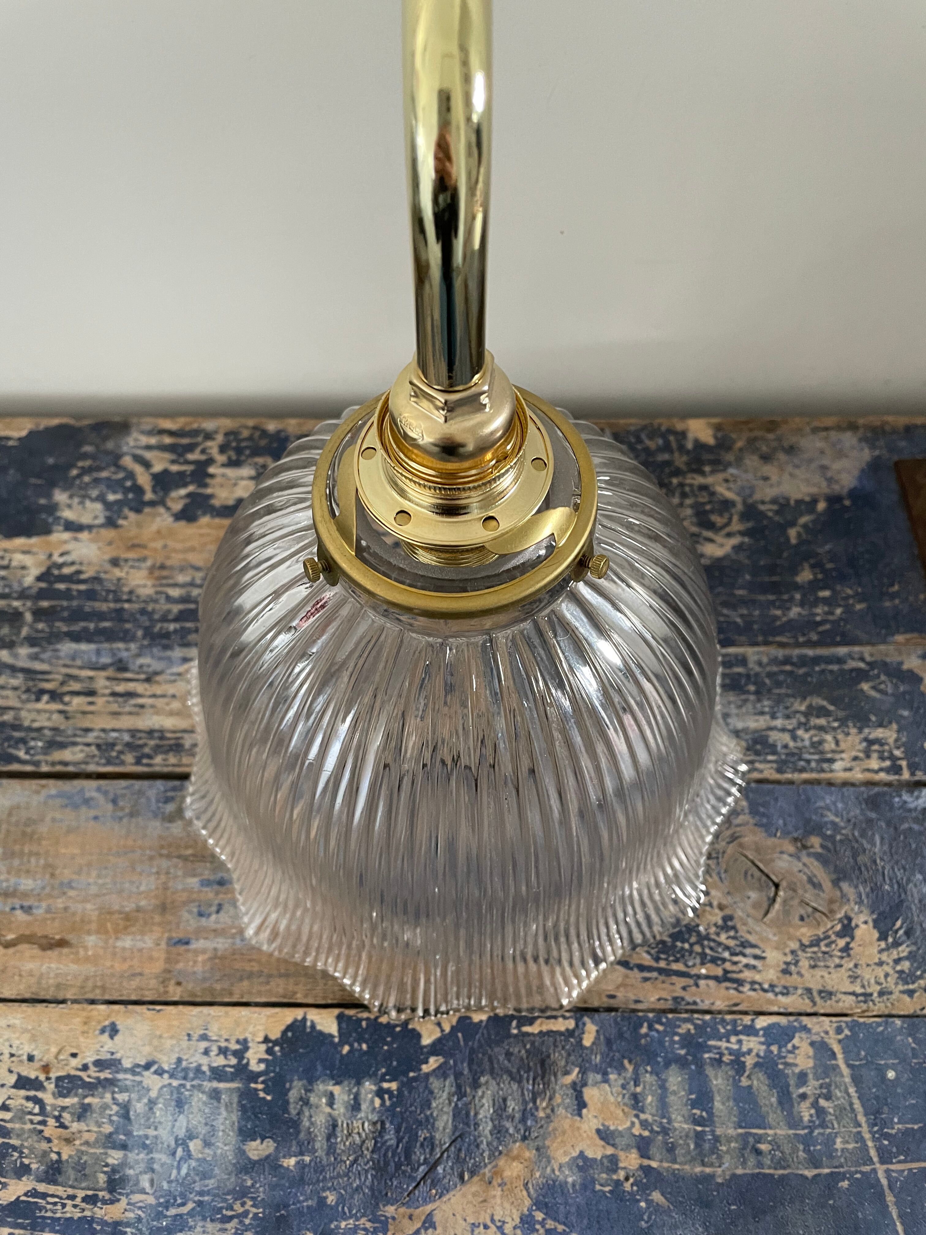 Vintage wall lamp in electrified holophane glass to new
