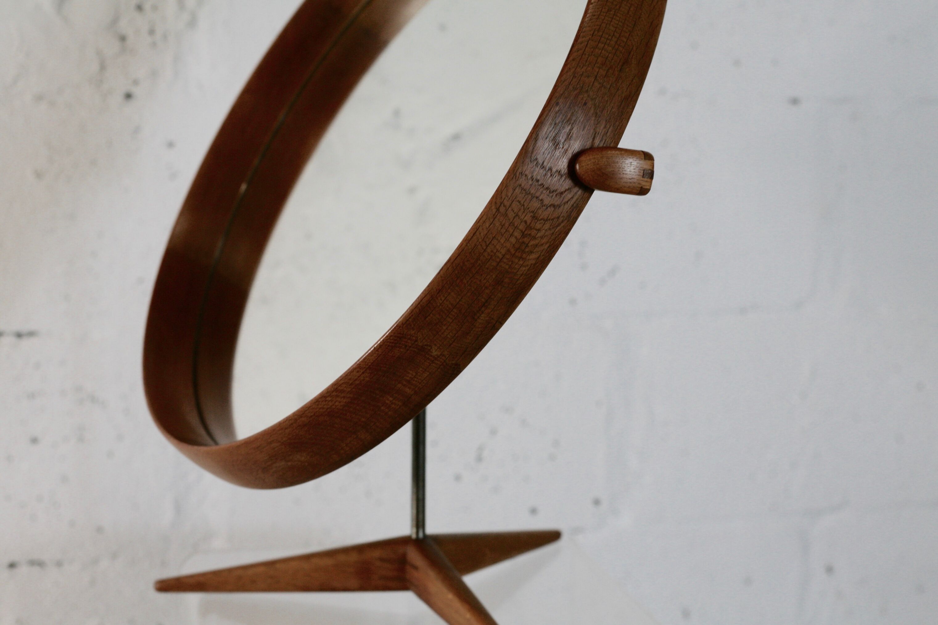 Mirror by Uno and Osten Kristiansson edition Luxus Sweden circa 1960 49x52cm