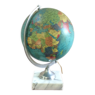 Luminous globe